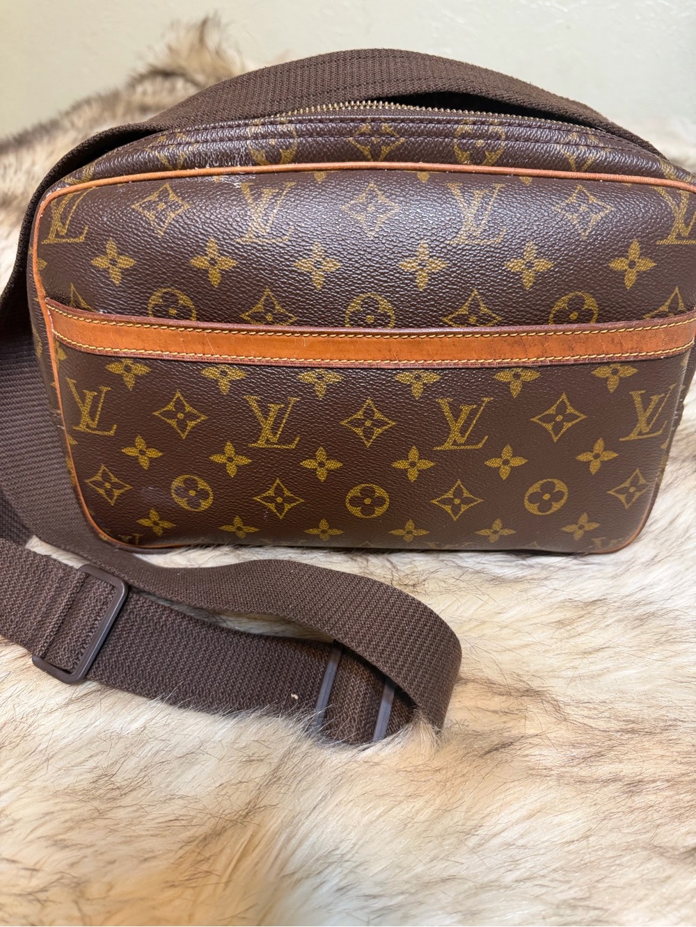 Louis Vuitton Monogram reported pm crossbody bag